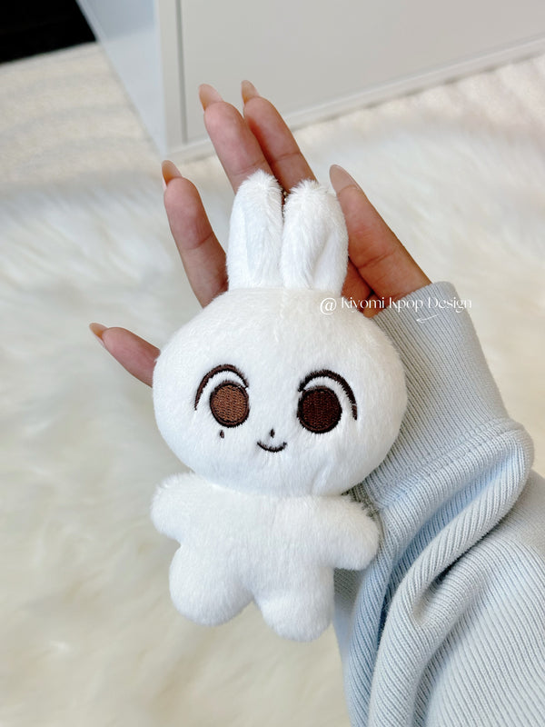 Seventeen Jeonghan Fanmade Plushie Keyring – Cute K-pop Doll Charm
